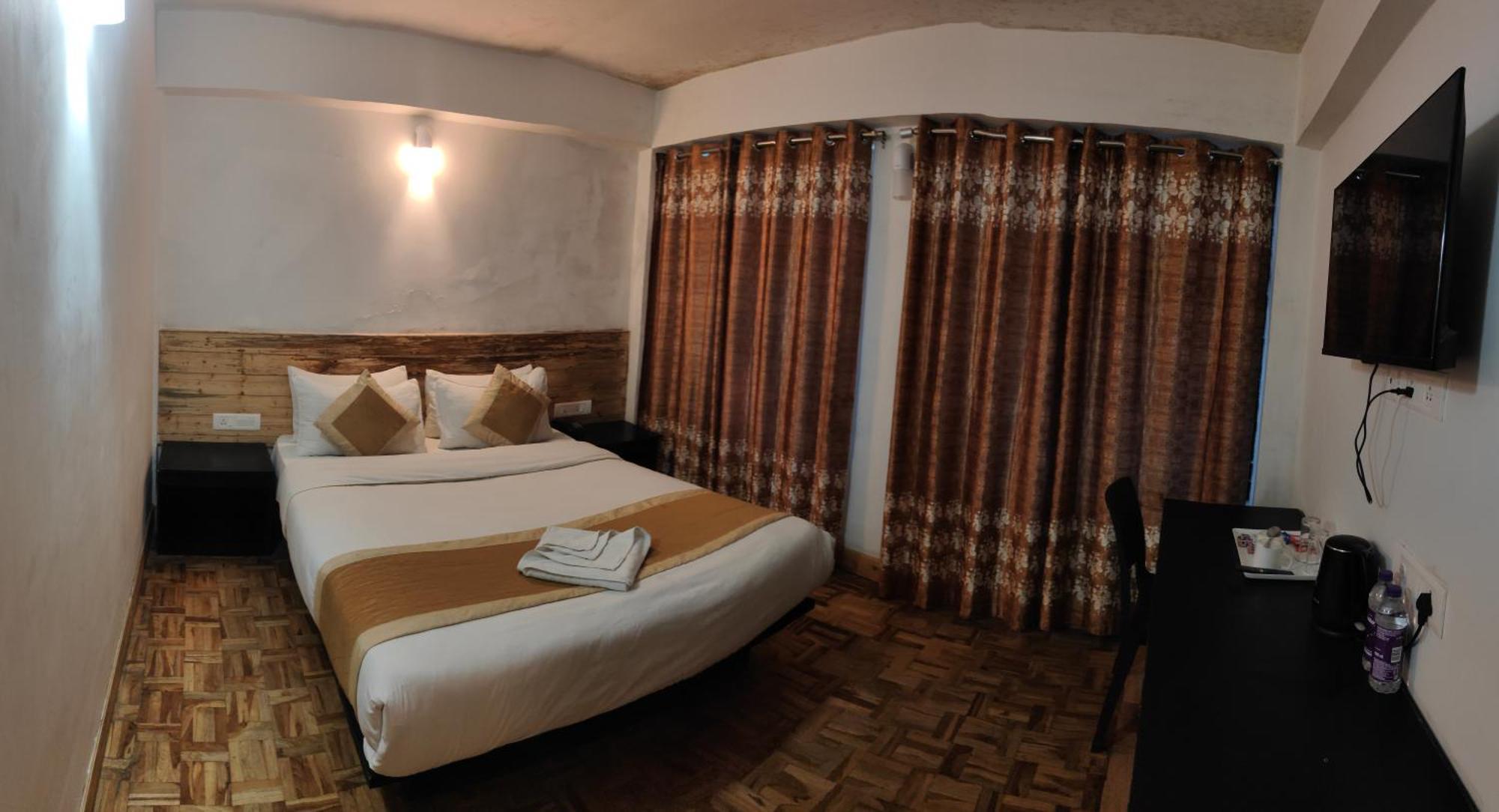 Cherrywood Suites & Spa By Easygorooms Dardzsiling Kültér fotó