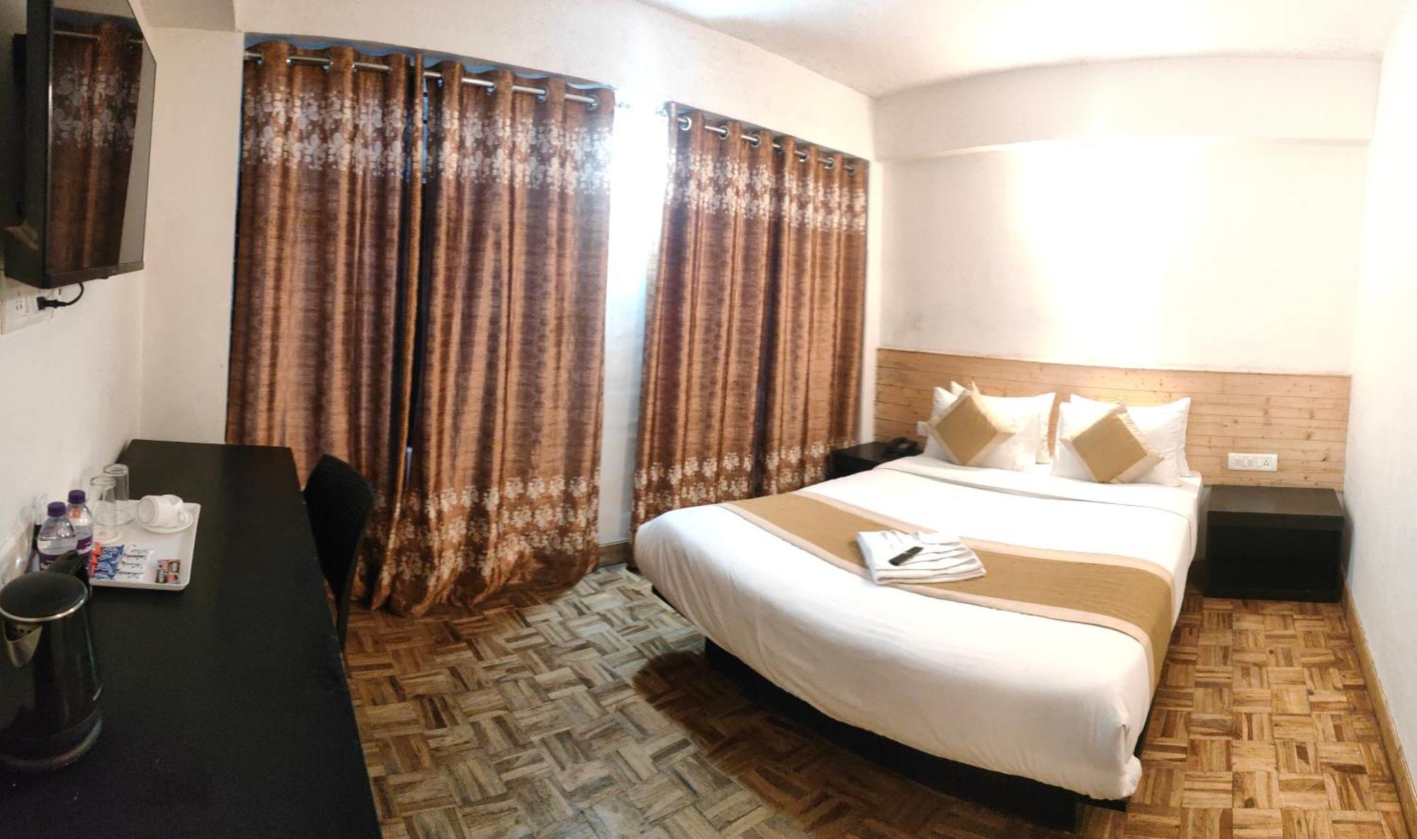 Cherrywood Suites & Spa By Easygorooms Dardzsiling Kültér fotó