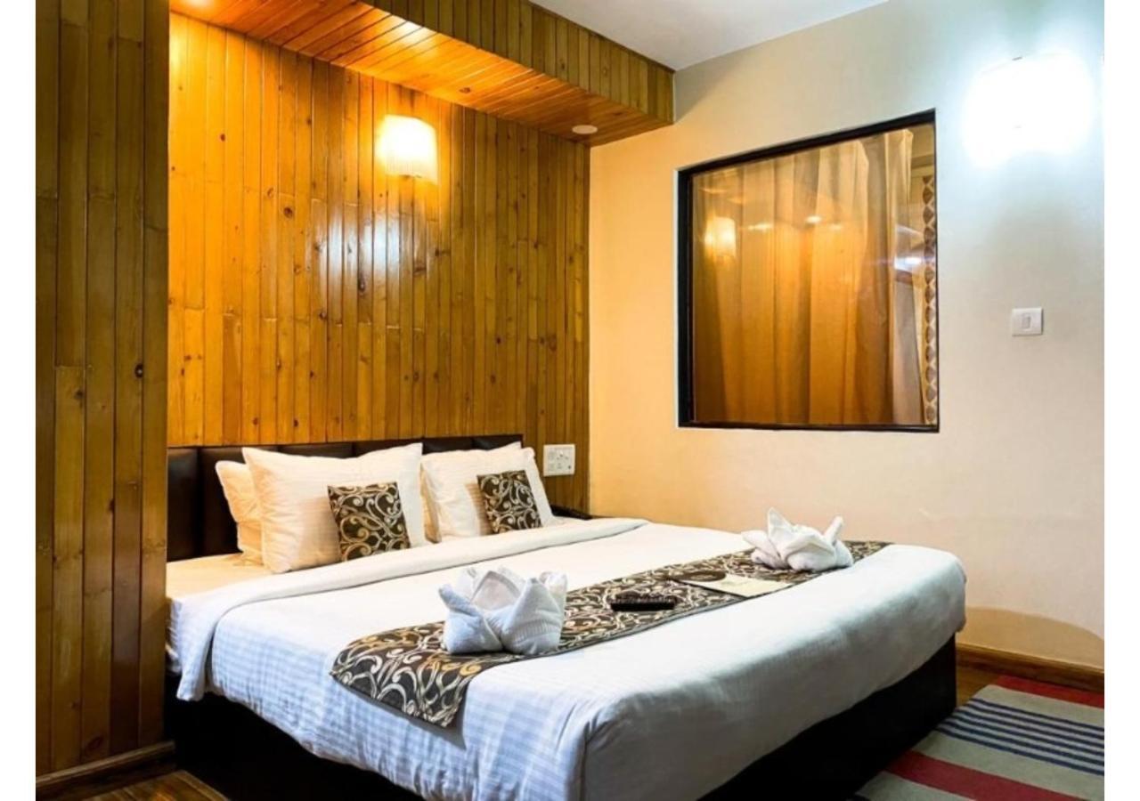 Cherrywood Suites & Spa By Easygorooms Dardzsiling Kültér fotó